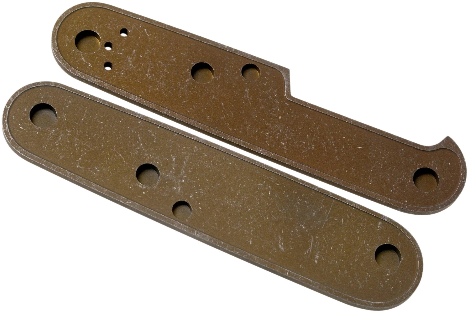 Daily Customs 91.2 35 Angle Pattern, Rusty Titanium P10009396 Cachas Victorinox 2 Daily Customs 91.2 35 Angle Pattern, Rusty Titanium P10009396 Cachas Victorinox - Imagen 2