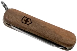 Victorinox Classic SD Wood 0.6221.63 Navaja Suiza -Tienda De Cuchillos VT0 6221 63 04 victorinox scaled