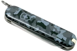 Victorinox Classic SD Camouflage 0.6223.942 Navaja Suiza -Tienda De Cuchillos VT0 6223 942 04 victorinox scaled