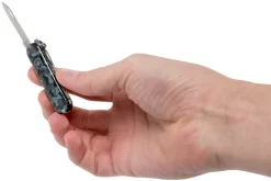 Victorinox Classic SD Camouflage 0.6223.942 Navaja Suiza -Tienda De Cuchillos VT0 6223 942 05 victorinox scaled