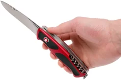 Victorinox RangerGrip 74 Rojo-negro 0.9723.C Navaja Suiza -Tienda De Cuchillos VT0 9723 C 06 victorinox vt0 9723 c 06